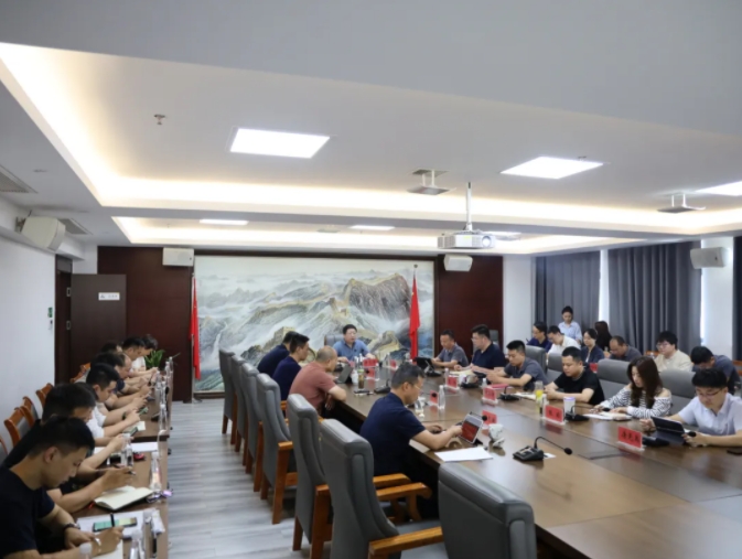 嚴(yán)把節(jié)前廉潔“關(guān)”，守牢安全生產(chǎn)“線”——樂(lè)先鋒部署集團(tuán)國(guó)慶期間各項(xiàng)工作